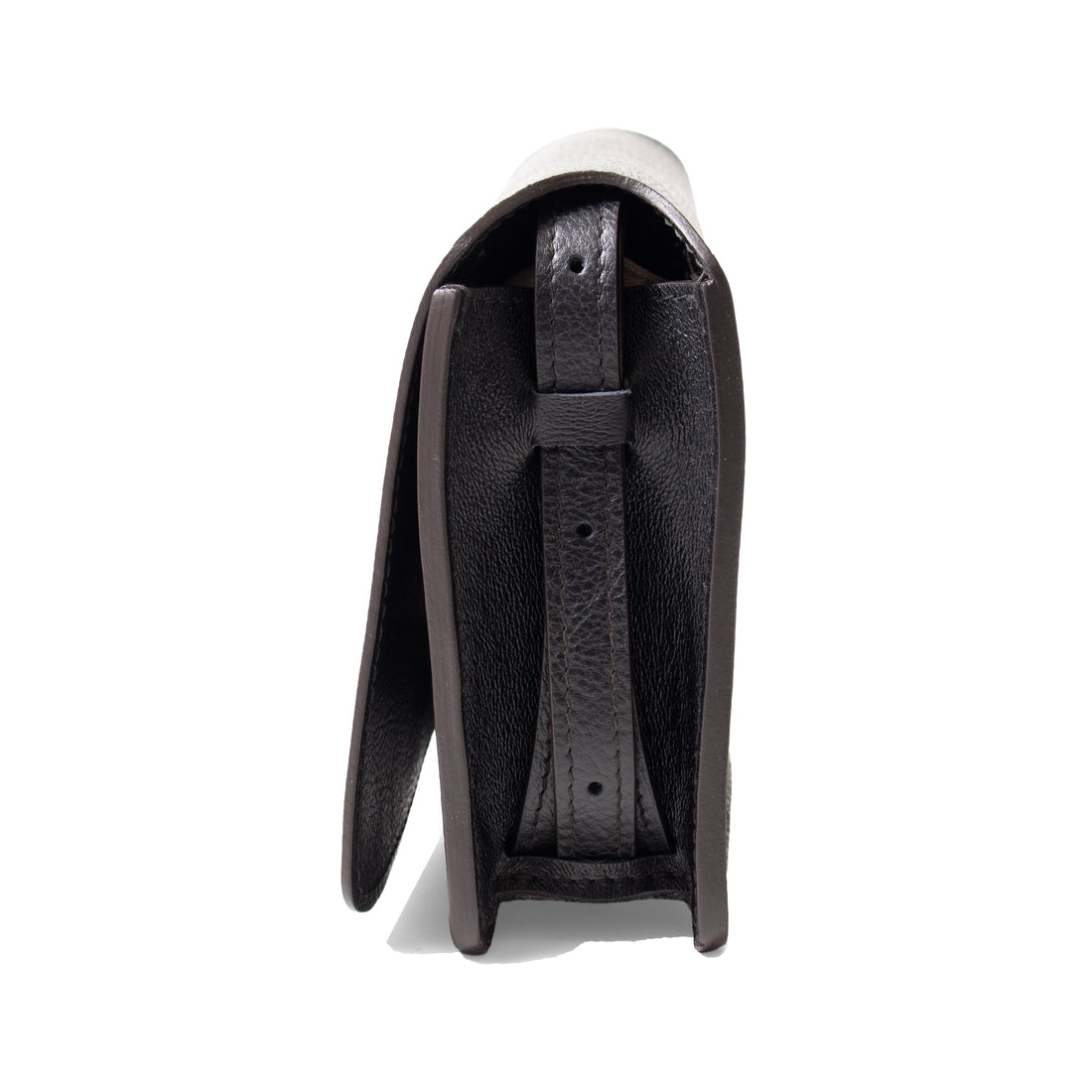 Lindquist The Val in Black